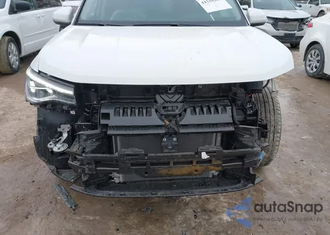 2025 Volkswagen Taos 1.5T Se из США, поврежденный, VIN 3VVVC7B26SM008416